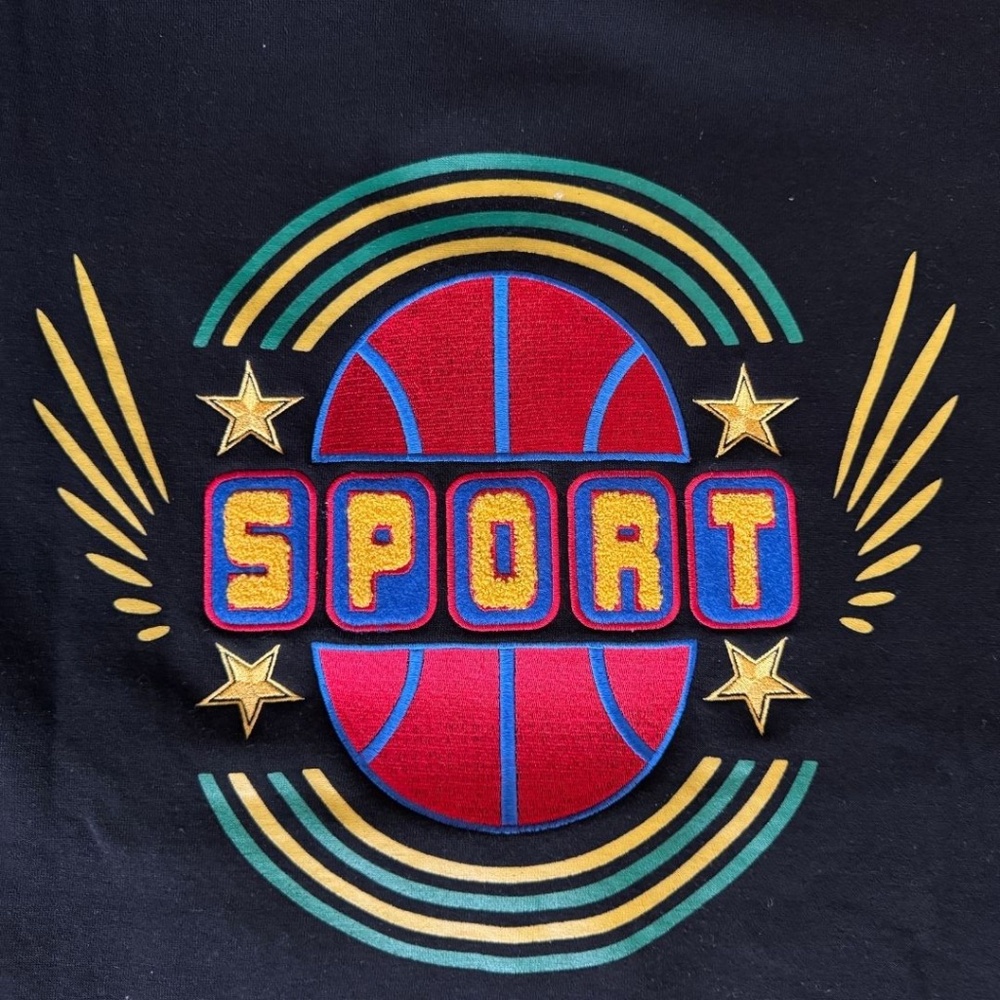 Vintage Black & Red Miracle Sport Sweatshirt–Bold Stitched Graphic Logo, M
